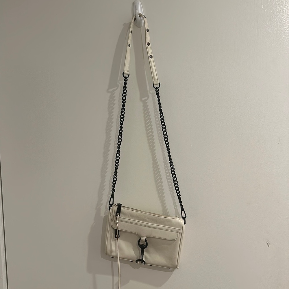 Super cute! Barely used white cross body bag!